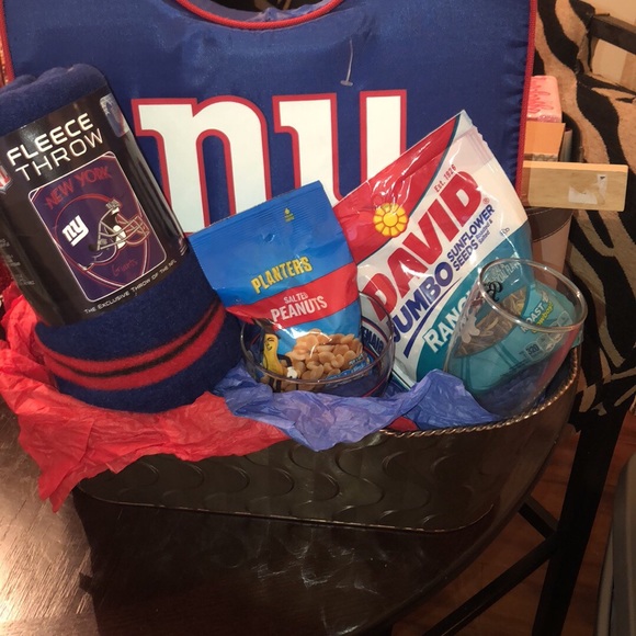 Custom Baskets - Picture 3 of 8